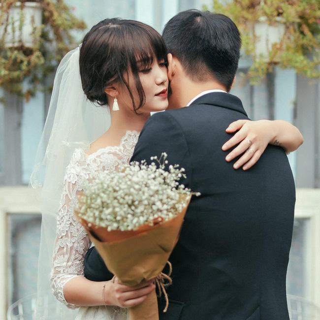 Hôm nay, soái ca VTV Trần Ngọc kết hôn với nữ nhiếp ảnh gia 9x xinh đẹp - Ảnh 2.
