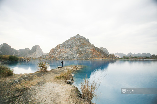 Hồ nước xanh ngắt ở Hải Phòng: Địa điểm mới đang khiến giới trẻ xôn xao - Ảnh 3.