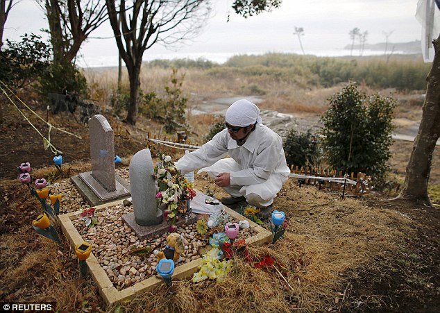 5 năm sau thảm họa Fukushima Nhật Bản, người cha vẫn mòn mỏi đi tìm xác con - Ảnh 5.