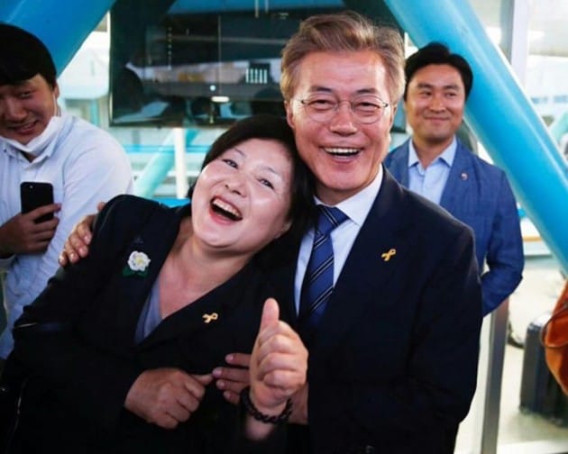 Đến phu nhân tân Tổng thống Hàn Quốc còn cọc đi tìm trâu, thì phụ nữ khi yêu hãy cứ bất chấp - Ảnh 19.