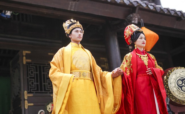 Ly kỳ chuyện nhặt vợ giữa đường của hai ông vua nổi tiếng trong sử Việt - Ảnh 1.