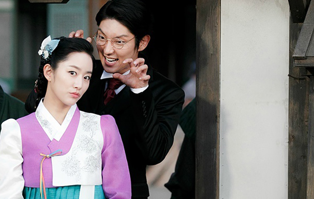 Fan sốc với thông tin Tứ hoàng tử Lee Jun Ki hẹn hò được 2 năm - Ảnh 8.