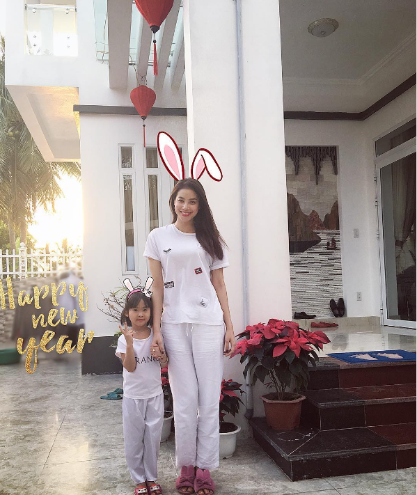 Soi nhất cử nhất động của sao Việt (7/2) - Ảnh 5. Soi nhất cử nhất động của sao Việt (7/2) - Ảnh 5.