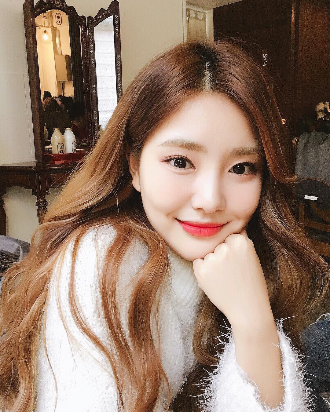 Sau hạ g&ograve; m&aacute; th&igrave; phương ph&aacute;p lấp đầy r&acirc;u rồng sẽ gi&uacute;p c&aacute;c chị em trẻ ra v&agrave;i chục tuổi - Ảnh 4.