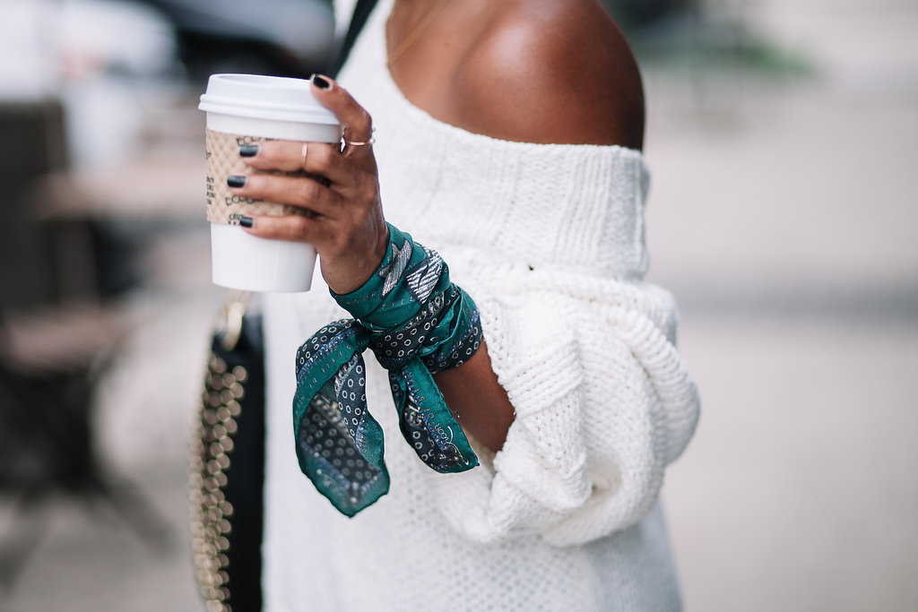 7 kiểu thắt khăn cơ bản để bạn bung lụa trong m&ugrave;a lạnh sắp tới - Ảnh 3.