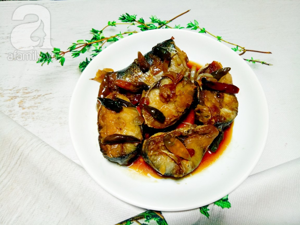 Cá kho ớt cay ngon đậm đà vừa ăn vừa xuýt xoa - Ảnh 6. Cá kho ớt cay ngon đậm đà vừa ăn vừa xuýt xoa - Ảnh 6.