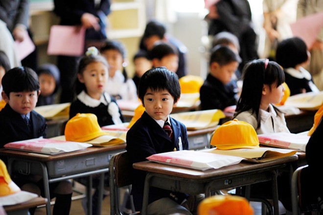 Tháng 4 và tháng 6 hàng năm, giáo viên tiểu học ở Nhật sẽ đến thăm nhà từng học sinh để làm một việc... - Ảnh 2. Tháng 4 và tháng 6 hàng năm, giáo viên tiểu học ở Nhật sẽ đến thăm nhà từng học sinh để làm một việc... - Ảnh 2.