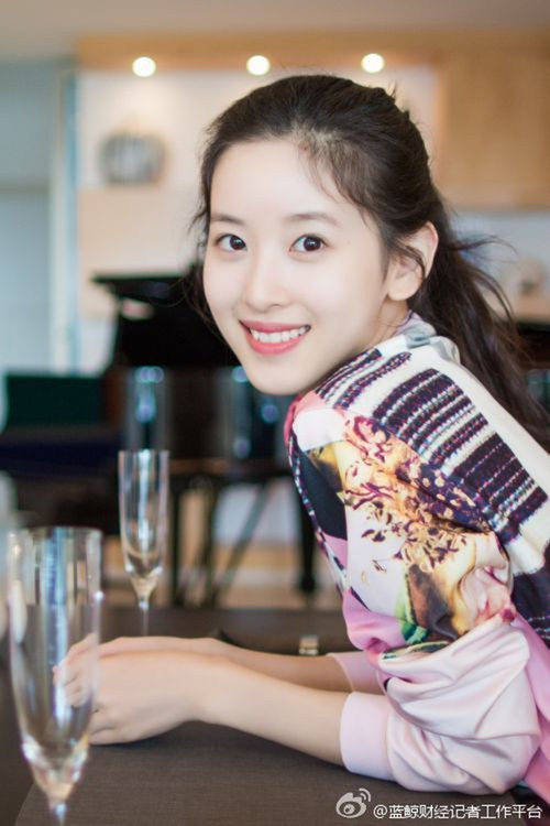 Sau khi làm vợ hai đại gia, hot girl trà sữa một thời giờ đã là nữ tỷ phú trẻ nhất Trung Quốc - Ảnh 23.