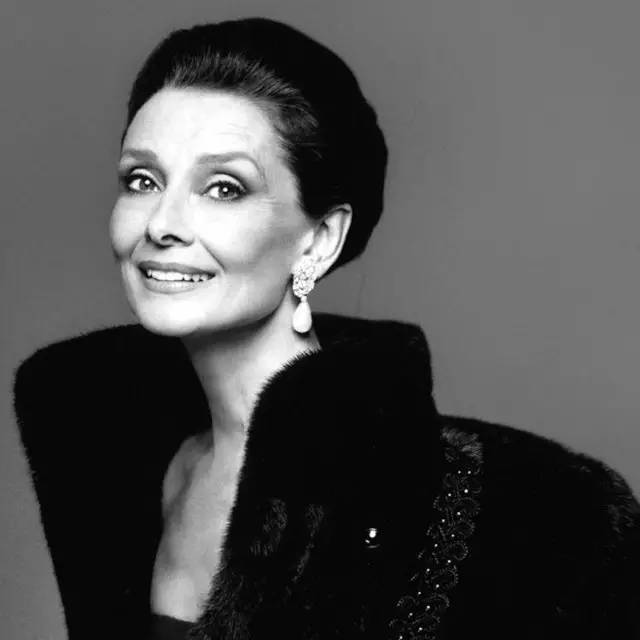 Sự thật bất ngờ về những món trang sức của Audrey Hepburn, công nương Diana hay Kate Middleton  - Ảnh 15.