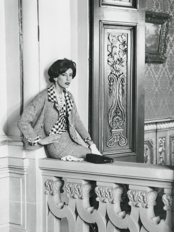 10 thiết kế chứng minh sự trường tồn theo năm tháng của biểu tượng thời trang Coco Chanel - Ảnh 17.