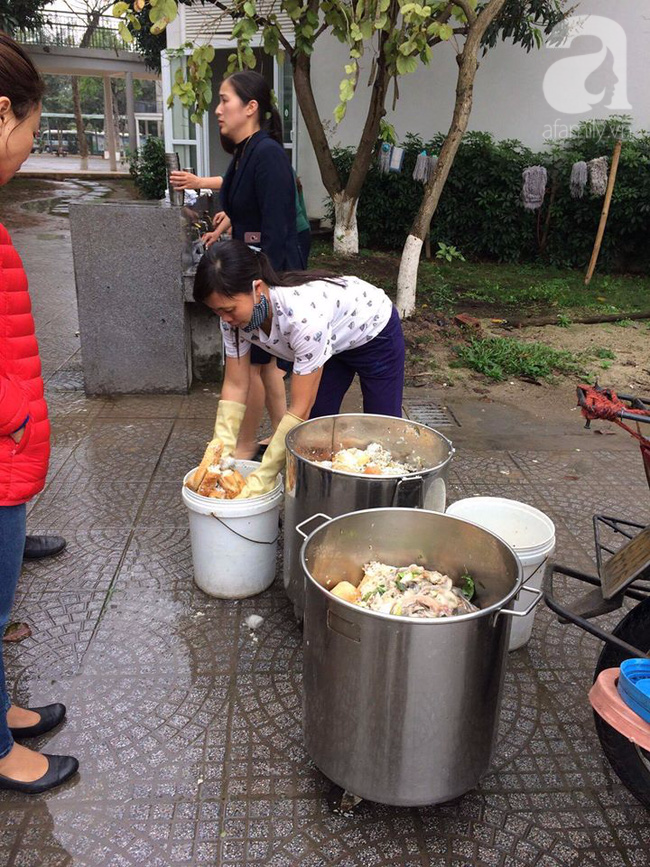 Trường Đoàn Thị Điểm Ecopark bị khiếu nại cho học sinh ăn mất vệ sinh: Vẫn nhập thực phẩm từ nhà cung cấp nhỏ, lẻ? - Ảnh 5.
