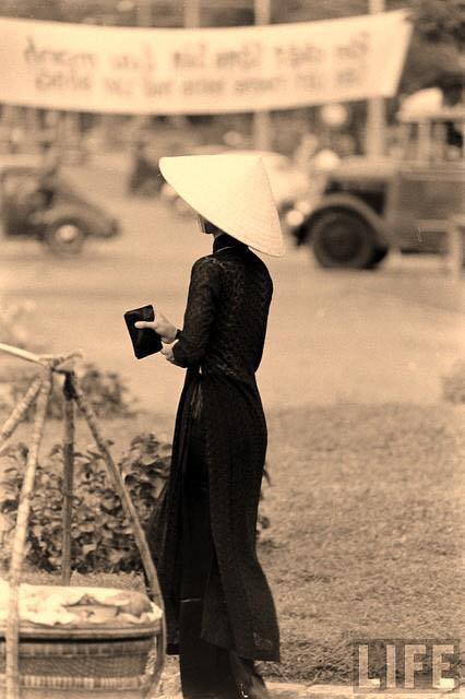 Hơn nửa thế kỷ trước, phụ nữ Sài Gòn đã mặc chất, chơi sang như thế này cơ mà! - Ảnh 25.