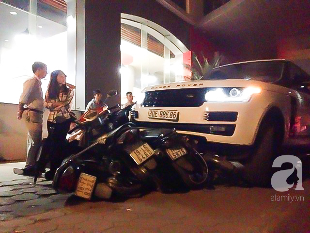 Nghi trộm xe sang, gây tai nạn liên hoàn trên đường phố Hà Nội - Ảnh 1.