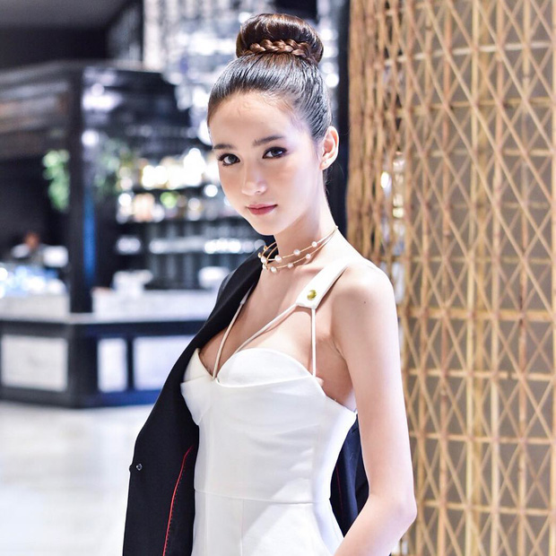 Nhan sắc nóng bỏng của cô nàng hoa hậu được mệnh danh là Angela Baby của Thái Lan - Ảnh 12.
