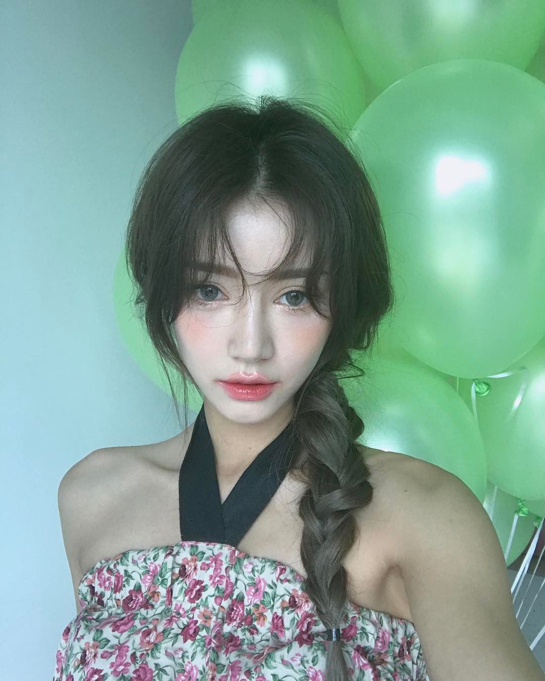 Nếu để t&oacute;c m&aacute;i th&igrave; h&atilde;y uốn xoăn, đảm bảo n&agrave;ng n&agrave;o cũng trẻ ra đến v&agrave;i tuổi - Ảnh 10.