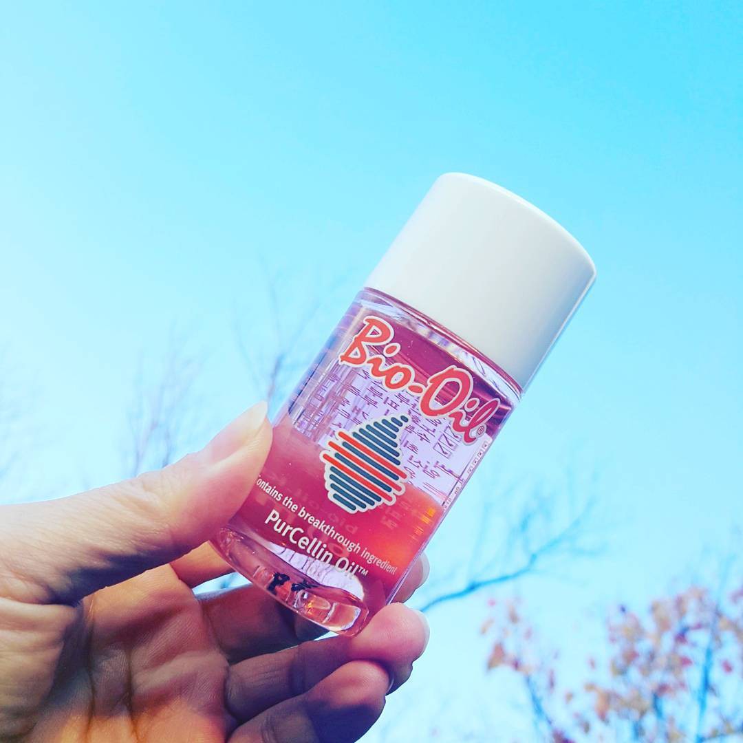 Nghe đồn thổi đ&atilde; nhiều về loại dầu chống rạn da - Bio Oil , nhưng bạn đ&atilde; biết phải sử dụng sao cho đ&uacute;ng - Ảnh 2.