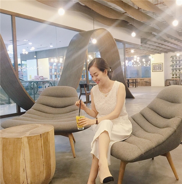Sau thời vàng son đình đám, những hot girl đời đầu và đời sau đều đã yên phận làm “hot mom” - Ảnh 43. Sau thời vàng son đình đám, những hot girl đời đầu và đời sau đều đã yên phận làm “hot mom” - Ảnh 43.