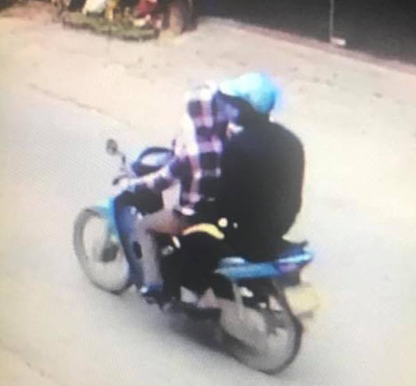 Đã xác định nghi can sát hại người phụ nữ ở Thái Nguyên chính là người ngồi sau xe máy mà camera ghi được - Ảnh 1.