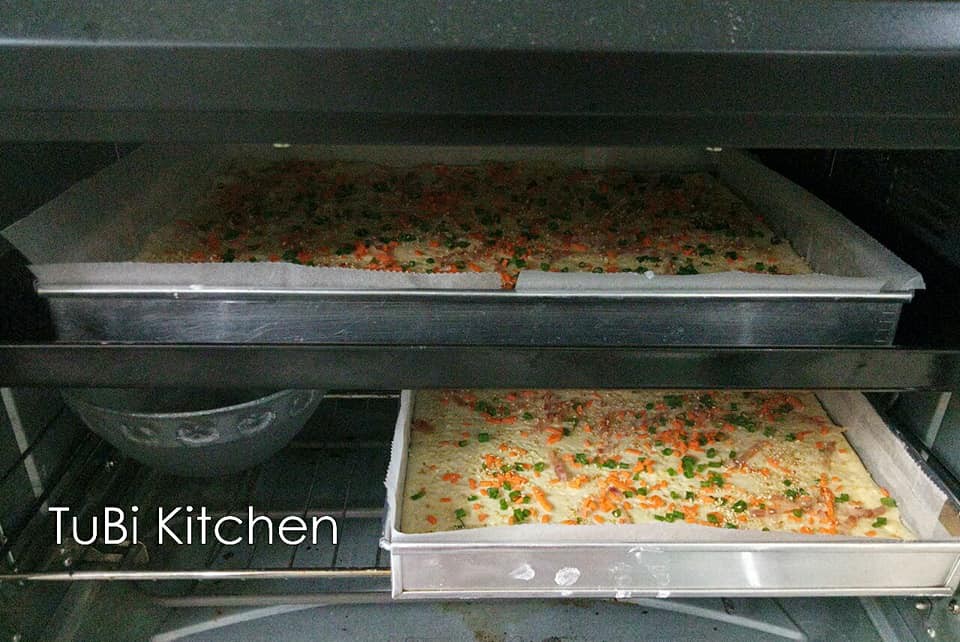 Học ngay cách làm bánh mì chà bông ngàn like của mẹ 8x siêu đảm - Ảnh 3. Học ngay cách làm bánh mì chà bông ngàn like của mẹ 8x siêu đảm - Ảnh 3.