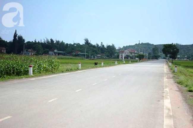 Vụ bé gái 10 tuổi bị kẻ lạ bịt mặt, đâm kim tiêm vào tay: Bố mẹ lo sợ, không dám rời con nửa bước. - Ảnh 4.