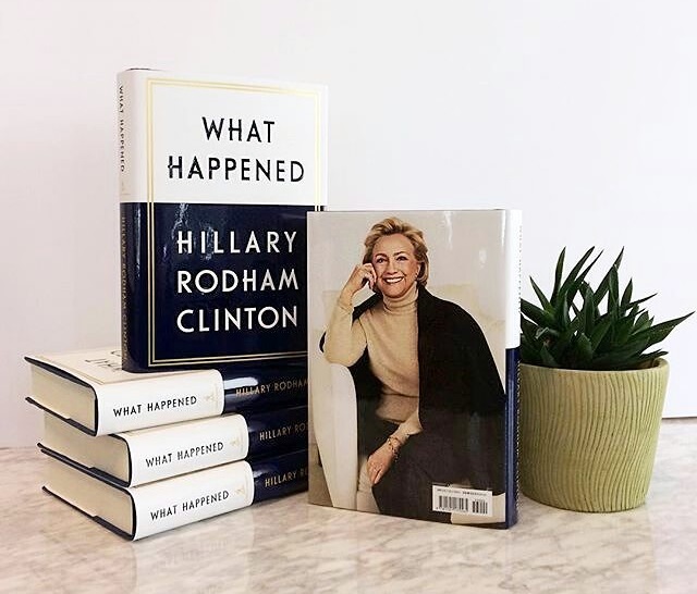 Bà Hillary Clinton đã dành đến 600 tiếng để làm đẹp trong suốt quá trình tranh cử - Ảnh 4. Bà Hillary Clinton đã dành đến 600 tiếng để làm đẹp trong suốt quá trình tranh cử - Ảnh 4.