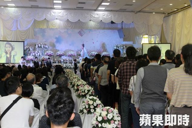 Đám cưới trở thành đám tang sau cái chết bi kịch của cô dâu: Kiếp sau anh mong mình vẫn sẽ là vợ chồng - Ảnh 8. Đám cưới trở thành đám tang sau cái chết bi kịch của cô dâu: Kiếp sau anh mong mình vẫn sẽ là vợ chồng - Ảnh 8.