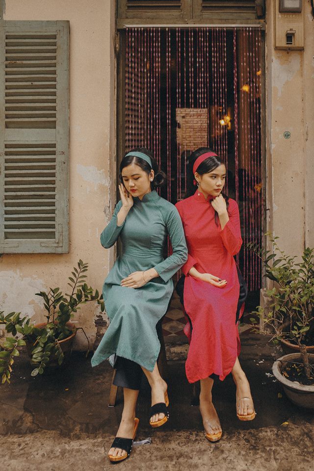 Chuẩn bị Tết tây, rục rịch Tết ta, loạt thương hiệu Việt đã tung các thiết kế áo dài duyên dáng đốn tim các nàng - Ảnh 37.