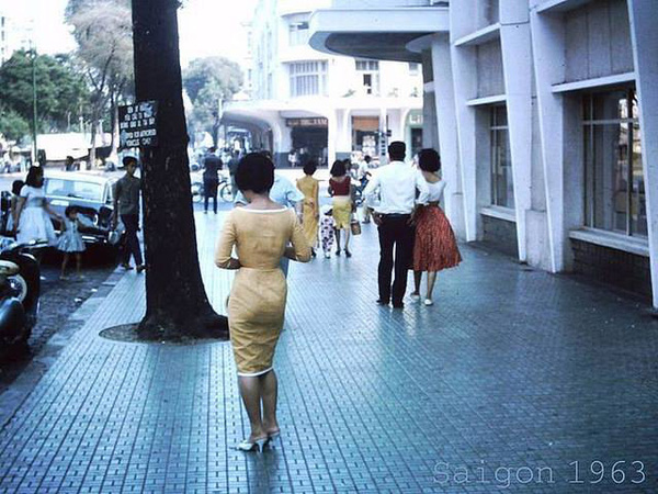 Hơn nửa thế kỷ trước, phụ nữ Sài Gòn đã mặc chất, chơi sang như thế này cơ mà! - Ảnh 29.