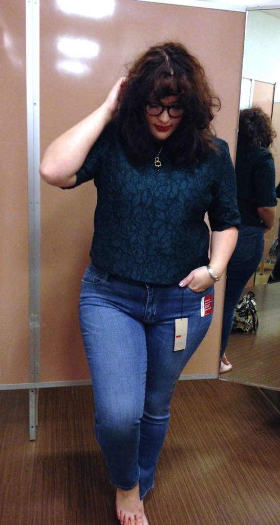 Một cô nàng ngoại cỡ thử 10 chiếc quần jeans của 10 hãng khác nhau, và đây là những điều cô cảm nhận được - Ảnh 9.