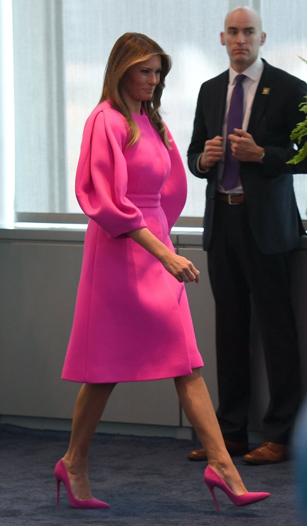 Loạt trang phục gây chú ý của bà Melania Trump: Bộ được khen nức nở, bộ lại bị chê không thương tiếc - Ảnh 11.