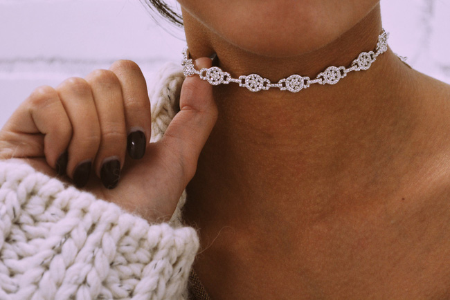 Vòng cổ choker và những biến tấu đủ khiến nàng nào cũng phải mê mệt - Ảnh 16.