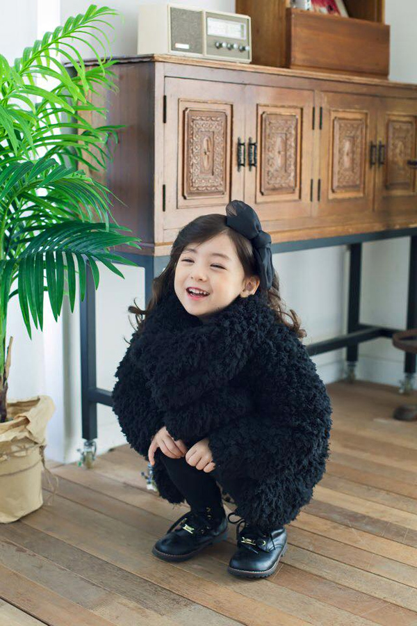 Em gái “xinh nhất xứ Hàn” càng lớn càng đẹp và điệu - Ảnh 5.