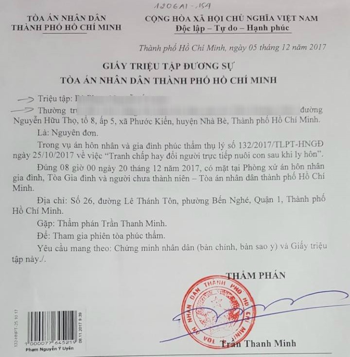 Ly hôn chồng giám đốc vì mâu thuẫn tiền bạc, người mẹ lo lắng mất con một lần nữa sau 1 năm bị Ly Hôn Chồng Giám Đốc Vì Mâu Thuẫn Tiền Bạc, Người Mẹ Lo Lắng Mất Con Một Lần Nữa Sau 1 Năm Bị