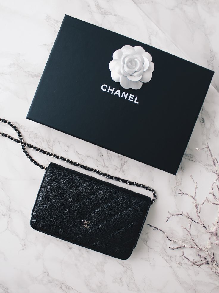 3 mẫu túi Chanel cổ điển với sức hút vượt trời gian khiến phái đẹp Việt không thể không mê - Ảnh 20.