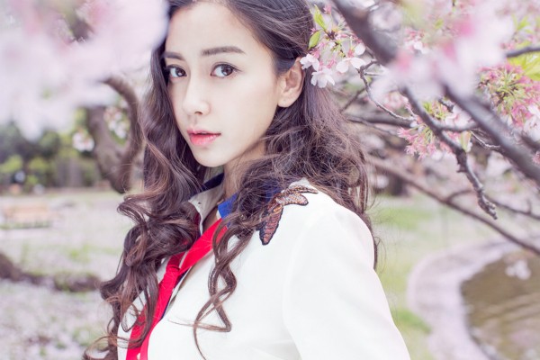 Angelababy tiết lộ, từ khi có con cô không còn thiết tha với công việc - Ảnh 2.