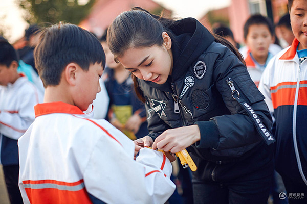 Dẫu có ghét bỏ Angelababy thì cũng phải vỗ tay cho cô vì điều này - Ảnh 2.