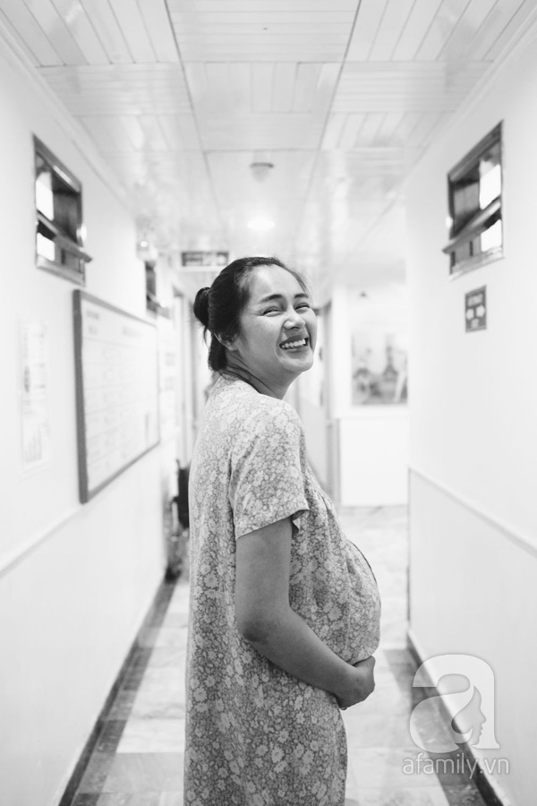 Những bộ ảnh vượt cạn đong đầy cảm xúc và chân thực đến từng centimet của mẹ Việt - Ảnh 8.