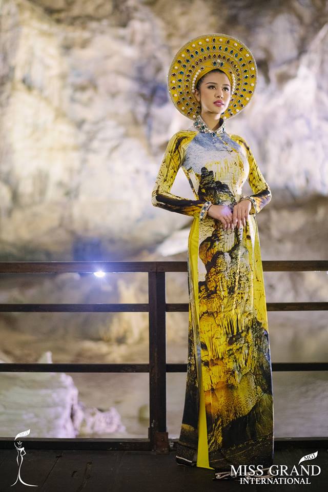 Ngỡ ngàng khi Đương kim Hoa hậu Hòa bình quốc tế mặc áo dài đẹp như người Việt Nam - Ảnh 4.