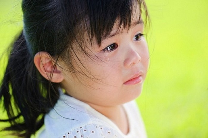 Chỉ với cốc nước lọc, mẹ đ&atilde; dạy con biết kiểm so&aacute;t cảm x&uacute;c v&agrave; b&igrave;nh tĩnh đối mặt với &aacute;p lực - Ảnh 3.