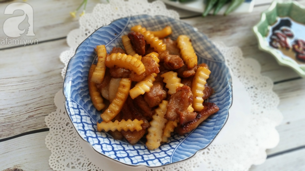 Thịt kho dừa dân dã mà ngon cơm ngày gió lạnh