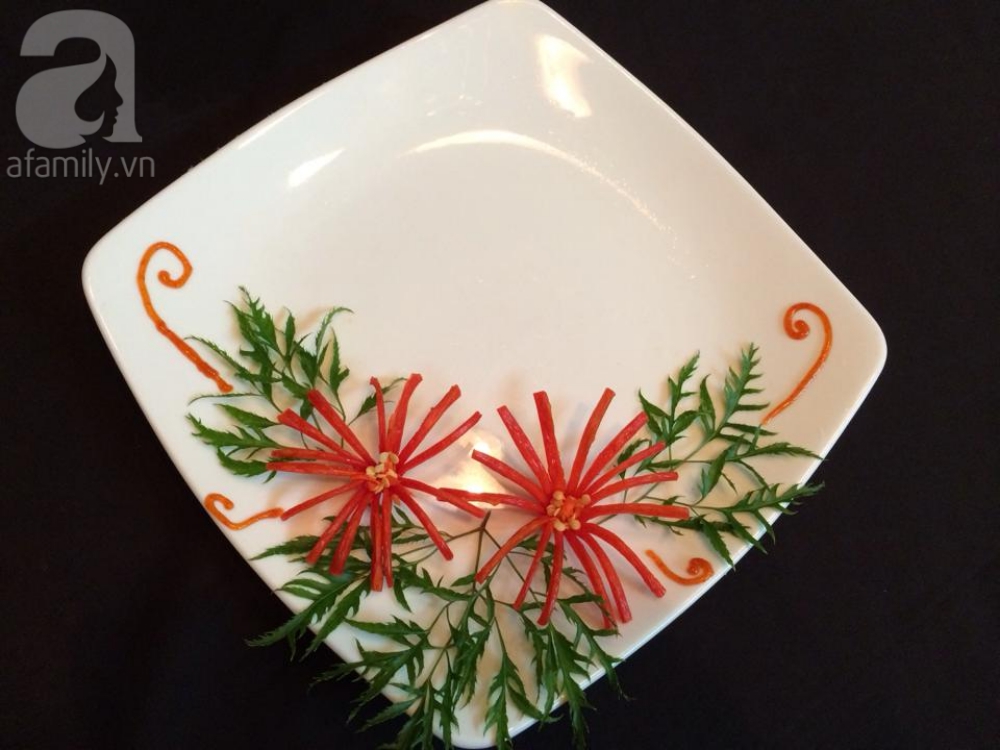 5 cách trang trí đĩa ăn siêu đẹp theo chủ đề hoa lá