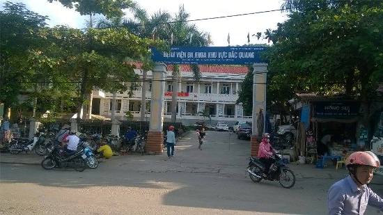 Hà Giang: Bệnh viện Bắc Quang kết luận bé 2 tháng tuổi tử vong do sặc sữa - Ảnh 2.