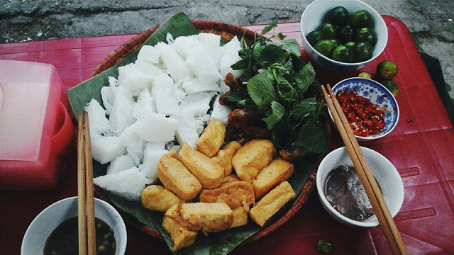 8 món ăn ngon nổi tiếng làm nên tên tuổi của khu ẩm thực Nghĩa Tân - Ảnh 7.