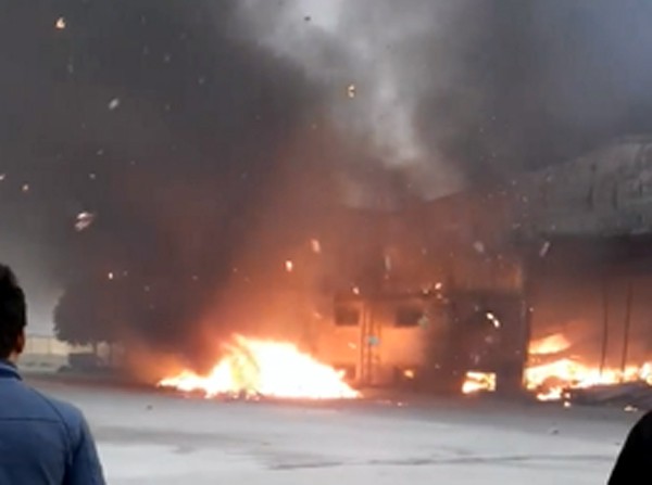 Thanh Hóa: Cháy lớn gây thiệt hại hàng chục tỷ đồng tại Công ty bánh kẹo - Ảnh 2.