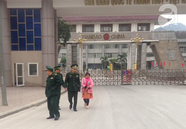 Bé gái 13 tuổi nghi bị bắt cóc sang Trung Quốc trong Tết chạy trốn suốt 2 ngày đêm tìm về Việt Nam - Ảnh 3.