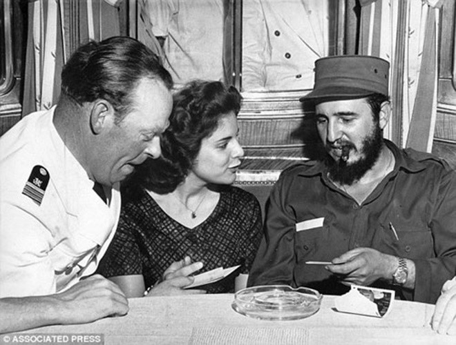 Cuộc đời ly kỳ của Marita Lorenz: Nữ điệp viên, người yêu và cũng là người ám sát hụt lãnh tụ Fidel Castro - Ảnh 3.