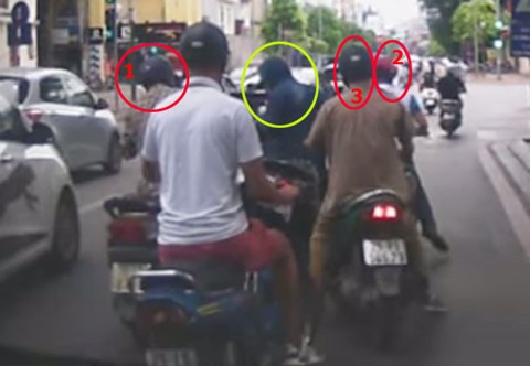Tình huống dàn cảnh trộm túi xách trên đường phố, nhiều phụ nữ biết rồi vẫn khó tránh - Ảnh 5. Tình huống dàn cảnh trộm túi xách trên đường phố, nhiều phụ nữ biết rồi vẫn khó tránh - Ảnh 5.