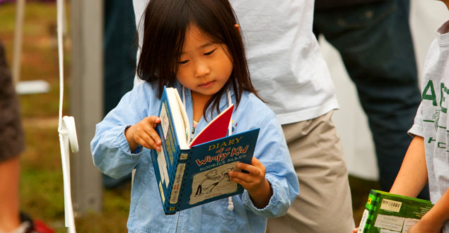 Học người Mỹ cách dạy trẻ yêu thích đọc sách - Ảnh 2.