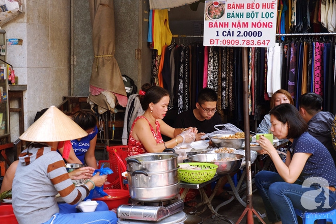 Bạn đã thử hết món ngon Campuchia ở khu chợ ẩm thực tồn tại nửa thế kỷ giữa lòng Sài Gòn? - Ảnh 3.