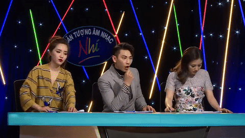 Chẳng cần bàn cãi, Bích Phương chính là giám khảo hài hước nhất Vietnam Idol Kids - Ảnh 1.